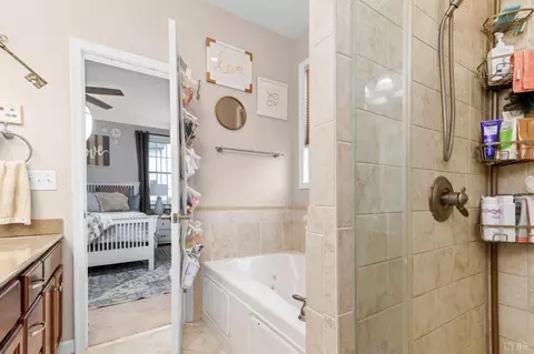 Bath - 209 Davids Way, Evington, VA 24550 photo 3 of 4