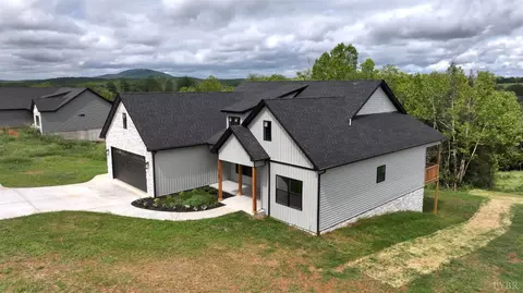 Exterior - 9726 Leesville Rd, Evington, VA 24550 photo 3 of 7