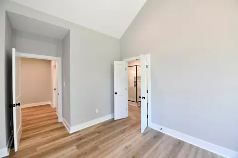 Bedroom - 9726 Leesville Rd, Evington, VA 24550 photo 3 of 7