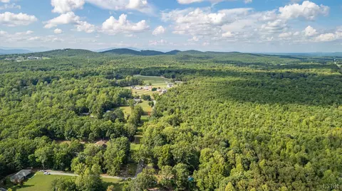 View/Area - 536 Dunivan Dr, Rustburg, VA 24588 photo 3 of 4
