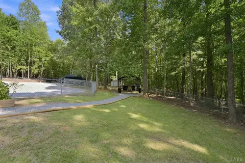 Exterior - 536 Dunivan Dr, Rustburg, VA 24588 photo 7 of 13