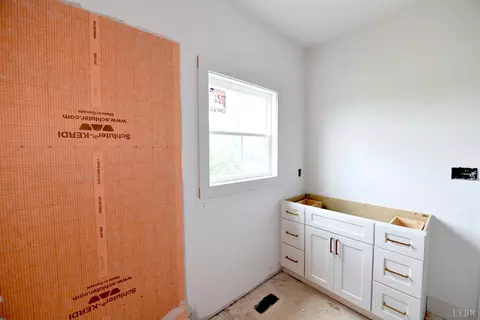 Bath - 7 Leesville Rd, Evington, VA 24550 photo 3 of 3