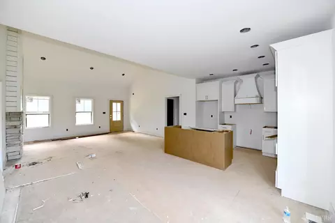 Living - 7 Leesville Rd, Evington, VA 24550 photo 4 of 4