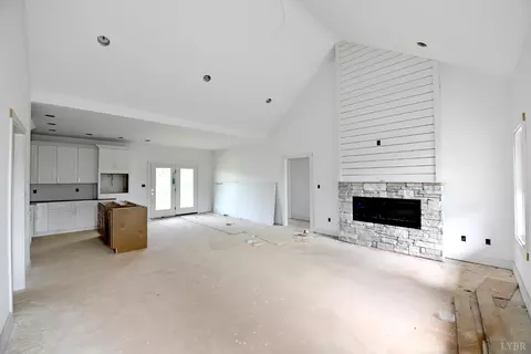 Living - 7 Leesville Rd, Evington, VA 24550 photo 2 of 4