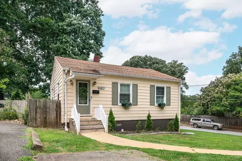 201 Perrymont Ave, Lynchburg, VA 24502