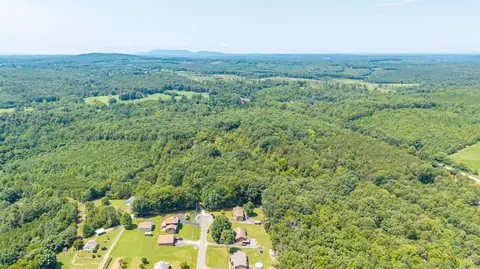 View/Area - 733 Spring St, Hurt, VA 24563 photo 5 of 8