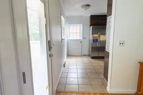 Entry Way - 733 Spring St, Hurt, VA 24563 photo 1 of 3