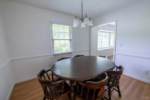 Dining - 733 Spring St, Hurt, VA 24563 photo 2 of 2