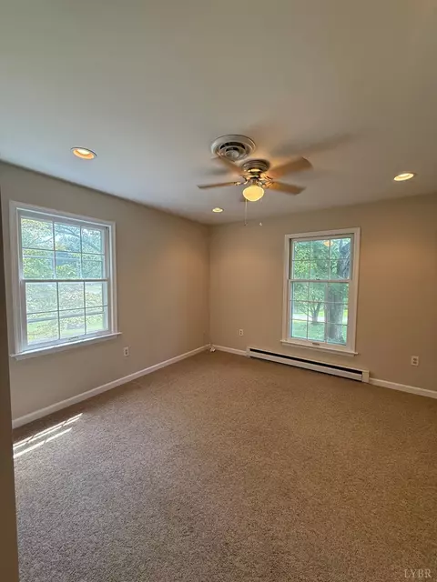 Bedroom - 103 Melissa Dr, Goode, VA 24556 photo 2 of 4