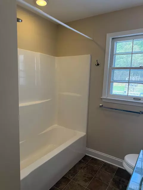 Bath - 103 Melissa Dr, Goode, VA 24556 photo 3 of 7
