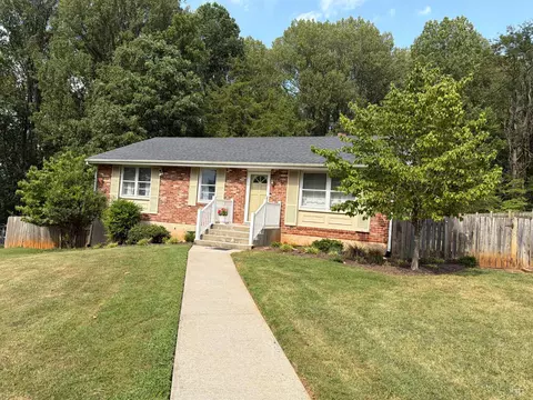 1114 Dandridge Dr, Lynchburg, VA 24501