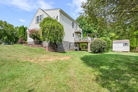 Exterior - 1839 Goode Rd, Goode, VA 24556 photo 7 of 13