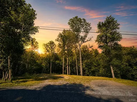 215 V E S Rd, Lynchburg, VA 24503
