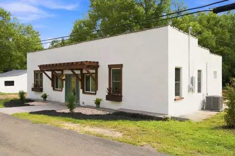 Exterior - 108 Mildred Ave, Monroe, VA 24574 photo 2 of 8