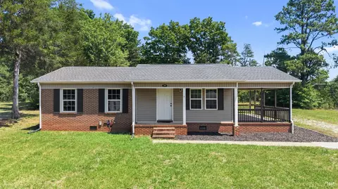 209 Stevens St, Appomattox, VA 24522