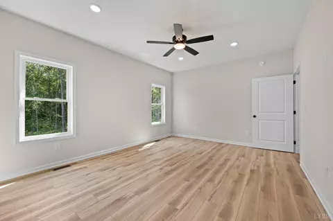 Bedroom - 2 Spring Grove Rd, Spout Spring, VA 24593 photo 6 of 6