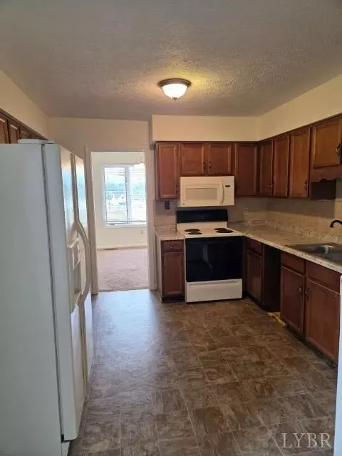 Kitchen - 208 Shaker Ln, Forest, VA 24551 photo 1 of 1