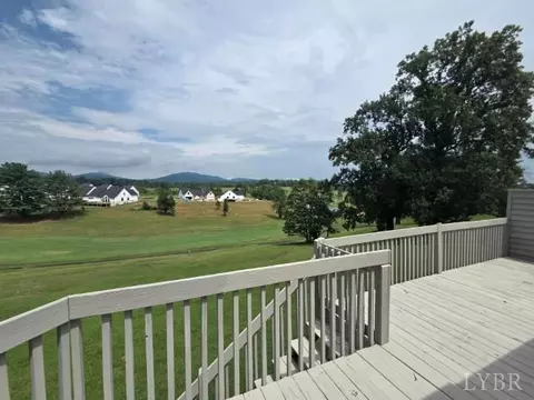 Exterior - 208 Shaker Ln, Forest, VA 24551 photo 7 of 10