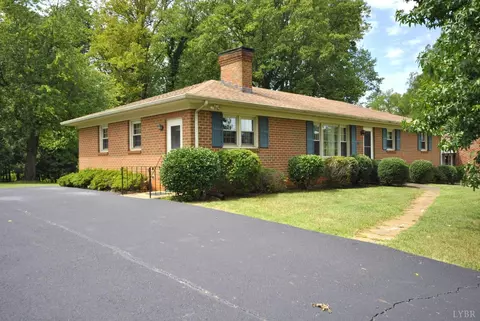 426 Beechwood Dr, Lynchburg, VA 24502