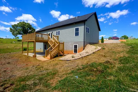 Exterior - 2249 Lipscomb Rd, Moneta, VA 24121 photo 11 of 24