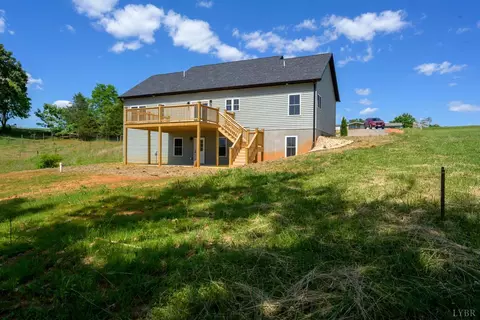 Exterior - 2249 Lipscomb Rd, Moneta, VA 24121 photo 10 of 24