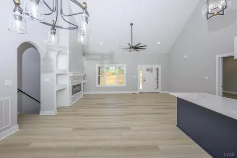 Living - 2249 Lipscomb Rd, Moneta, VA 24121 photo 5 of 6