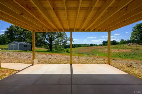 Exterior - 2249 Lipscomb Rd, Moneta, VA 24121 photo 15 of 24