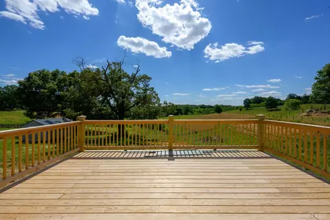 Exterior - 2249 Lipscomb Rd, Moneta, VA 24121 photo 17 of 24