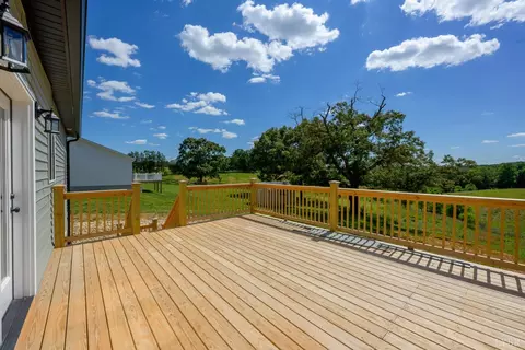 Exterior - 2249 Lipscomb Rd, Moneta, VA 24121 photo 18 of 24