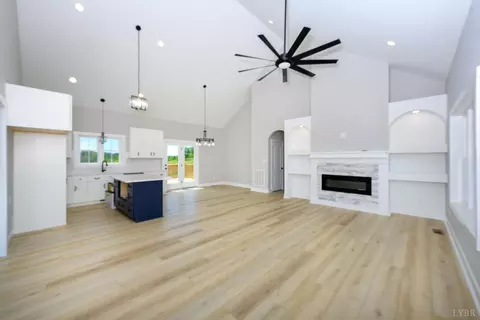Living - 2249 Lipscomb Rd, Moneta, VA 24121 photo 1 of 6