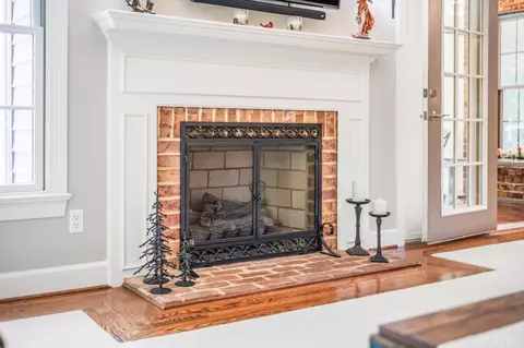 Entry Way - 1095 Irvine Dr, Forest, VA 24551 photo 4 of 12