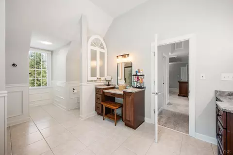 Entry Way - 1095 Irvine Dr, Forest, VA 24551 photo 10 of 12