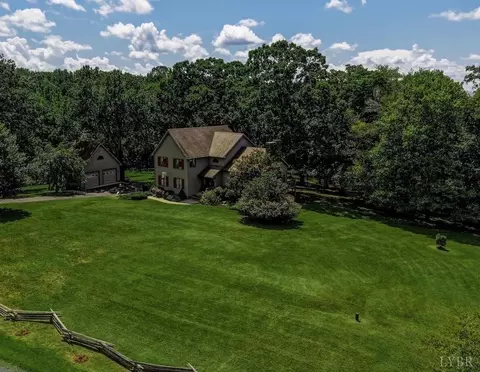 Exterior - 3460 Roaring Run Rd, Goode, VA 24556 photo 10 of 10
