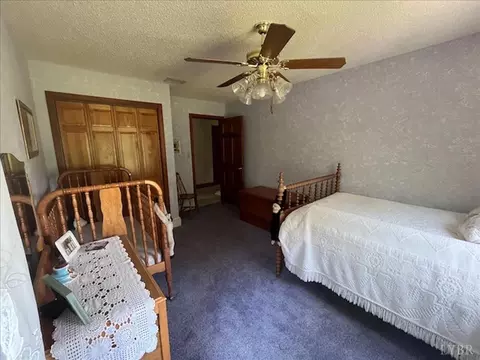 Bedroom - 3460 Roaring Run Rd, Goode, VA 24556 photo 9 of 9