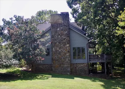 Exterior - 3460 Roaring Run Rd, Goode, VA 24556 photo 6 of 10