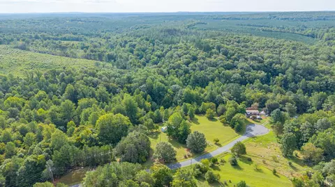 View/Area - 1365 Pinecrest Ln, Lynchburg, VA 24504 photo 7 of 7
