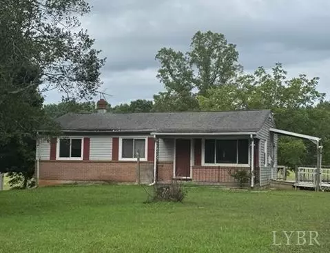 6111 Red House Rd, Appomattox, VA 24522