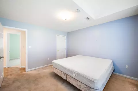 Bedroom - 1153 Shadow Peak Rd, Forest, VA 24551 photo 8 of 9