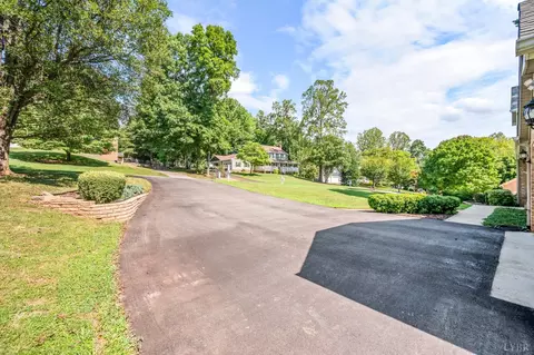 Exterior - 1153 Shadow Peak Rd, Forest, VA 24551 photo 7 of 14