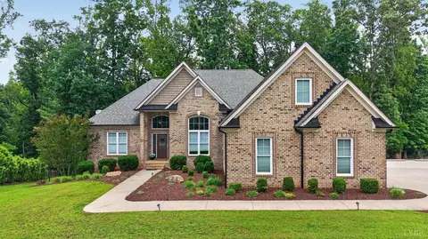 101 Bethel Park Dr, Lynchburg, VA 24502