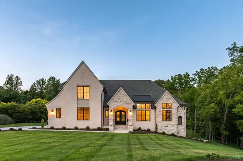 111 Waterton Dr, Lynchburg, VA 24503