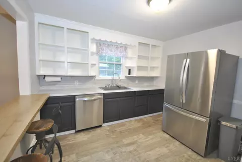 Kitchen - 17817 Leesville Rd, Evington, VA 24550 photo 2 of 2