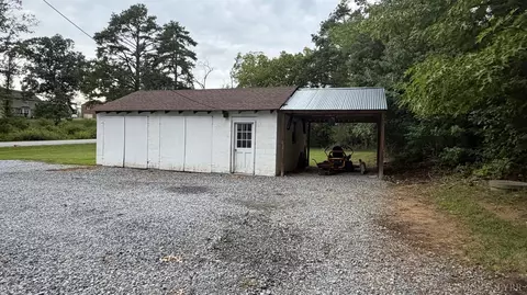Exterior - 17817 Leesville Rd, Evington, VA 24550 photo 12 of 20