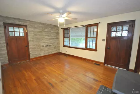 Living - 17817 Leesville Rd, Evington, VA 24550 photo 1 of 7