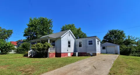 106 Chesapeake Dr, Madison Heights, VA 24572