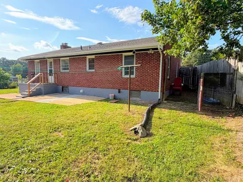 Exterior - 1298 Sunburst Rd, Evington, VA 24550 photo 4 of 7