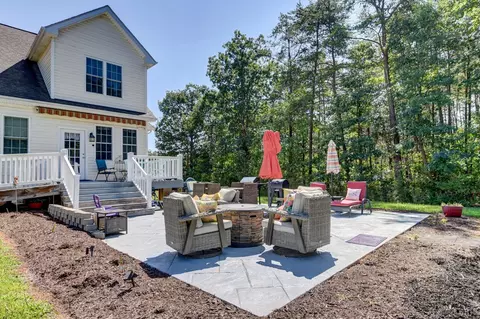 Exterior - 29 Arrington Dr, Evington, VA 24550 photo 9 of 14