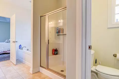 Bath - 29 Arrington Dr, Evington, VA 24550 photo 2 of 4
