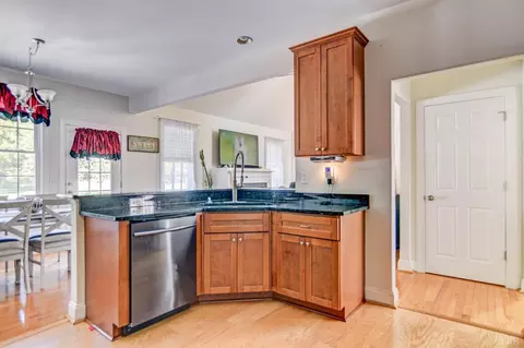 Kitchen - 29 Arrington Dr, Evington, VA 24550 photo 2 of 4