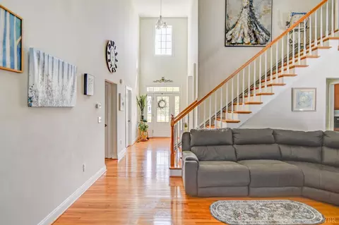 Entry Way - 29 Arrington Dr, Evington, VA 24550 photo 5 of 8